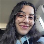 Doy clases online y presenciales. He estudiado inglés desde los 5 años con una nativa. Me gradué del bachillerato con un 9 de ingles y en selectividad con 9'50. Actualmente estoy estudiando traducción e interpretación en la UAB. Me gustan mucho los idioma